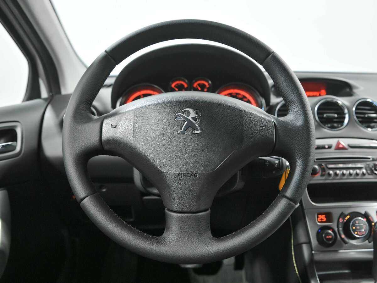 Купить Peugeot 408, 2012, 182 095 км.. Фото: #6