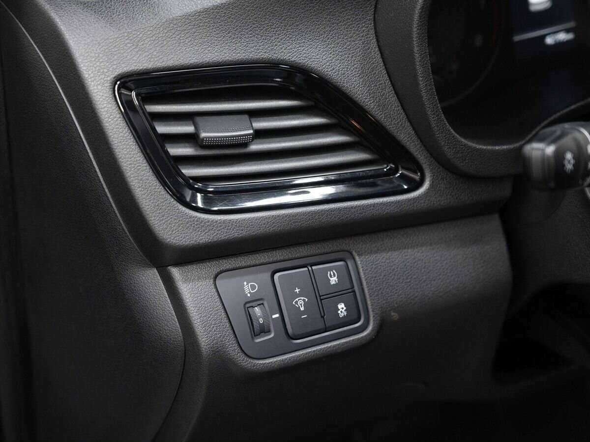 Купить Hyundai Solaris, 2021, 42 000 км.. Фото: #17