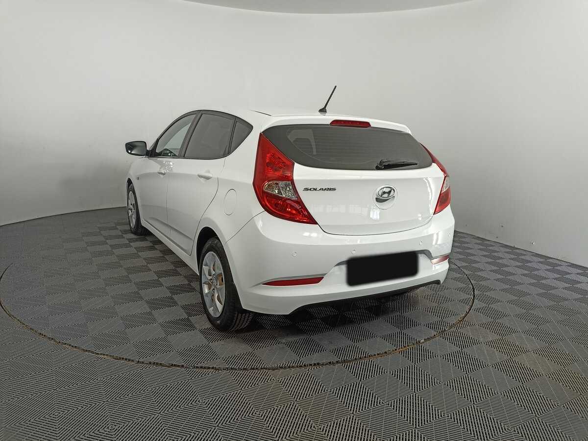 Купить Hyundai Solaris, 2016, 96 182 км.. Фото: #4