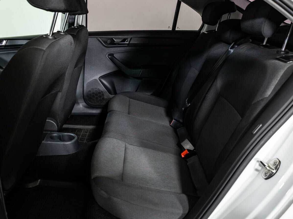 Купить Skoda Rapid, 2018, 163 933 км.. Фото: #9