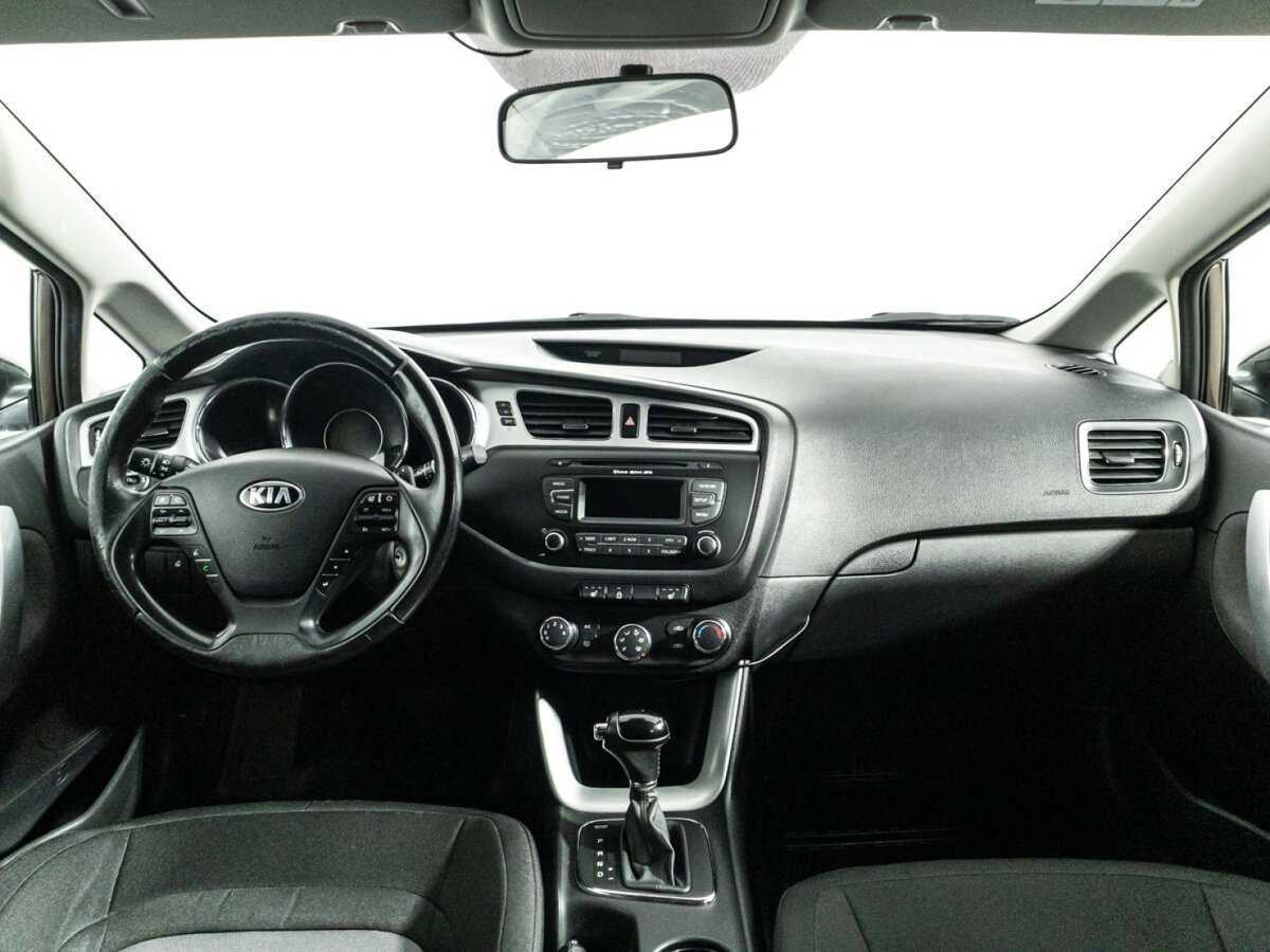 Купить Kia Ceed, 2013, 193 657 км.. Фото: #12