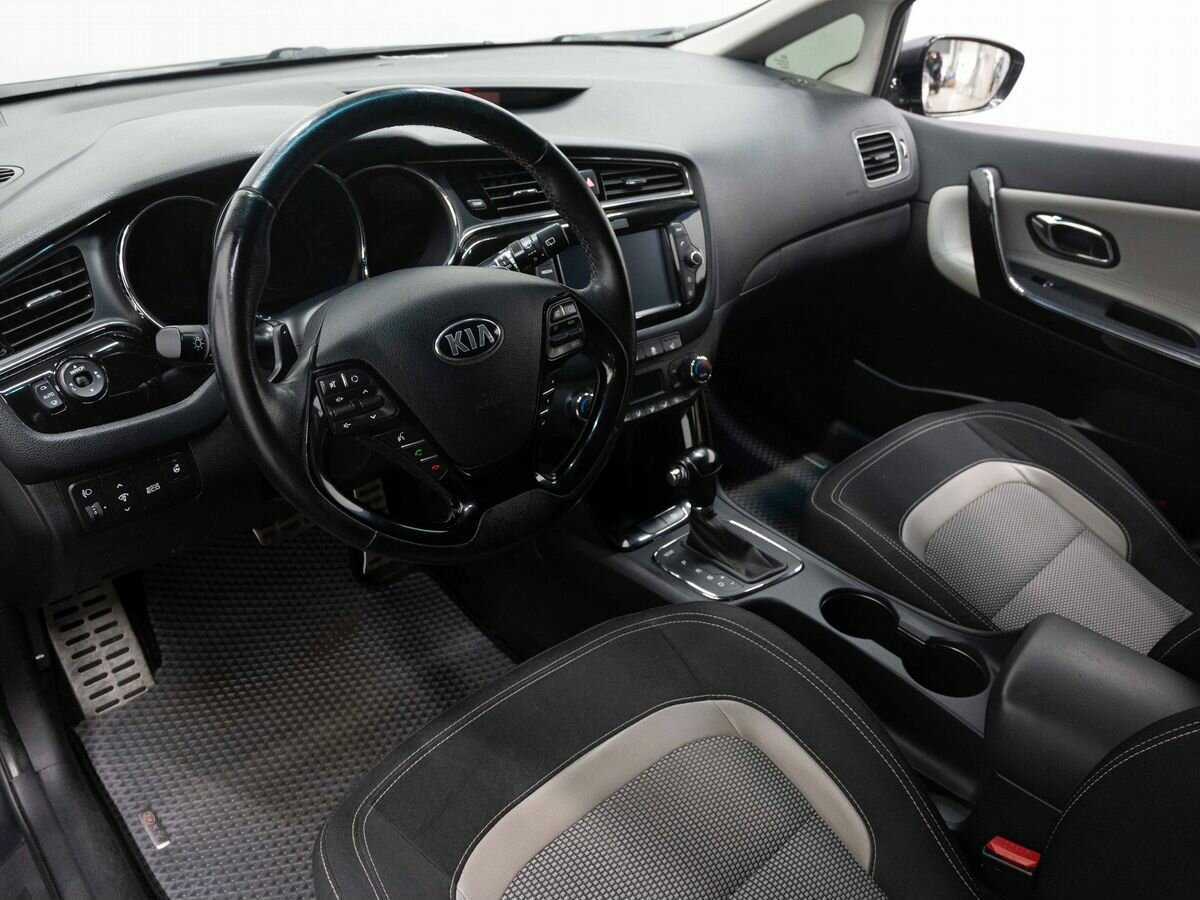 Купить Kia Ceed, 2017, 124 319 км.. Фото: #8