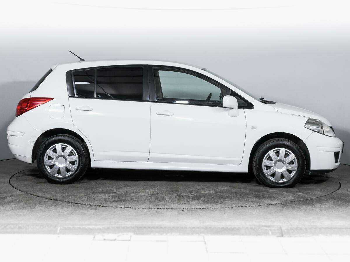 Купить Nissan Tiida, 2013, 140 737 км.. Фото: #3