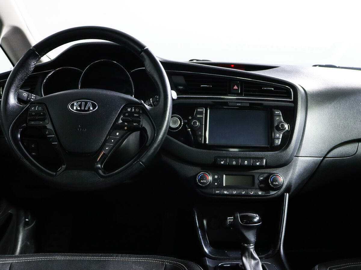 Купить Kia Ceed, 2018, 86 492 км.. Фото: #9