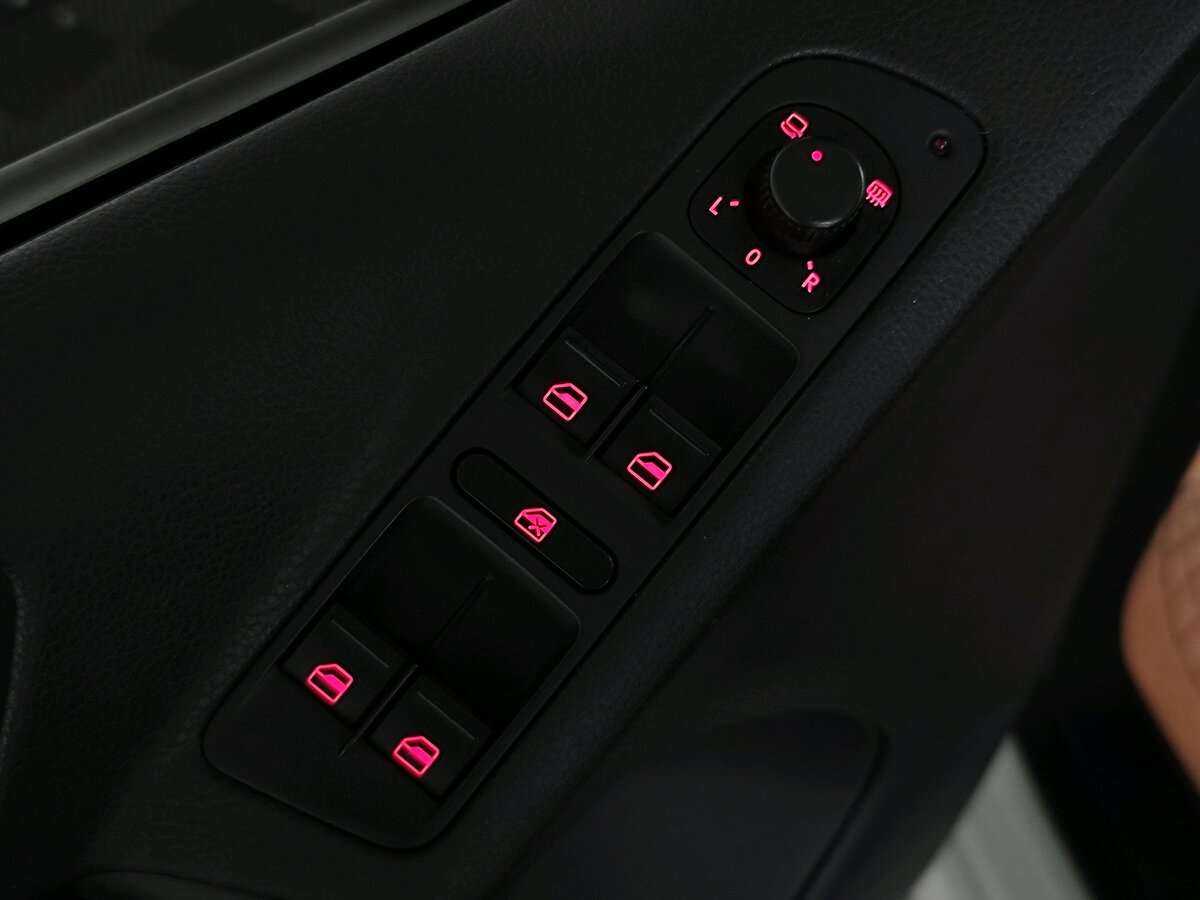 Купить Volkswagen Tiguan, 2013, 208 555 км.. Фото: #15