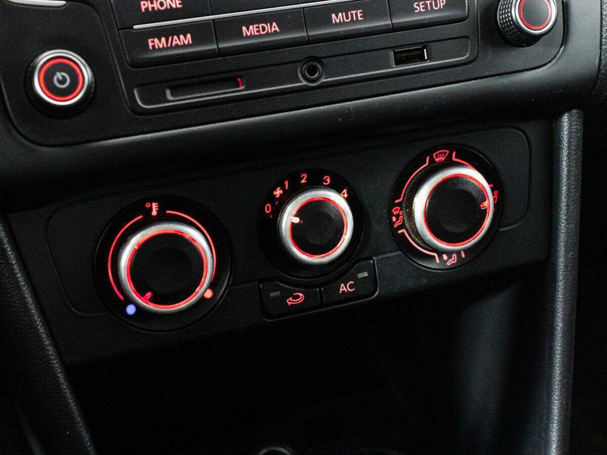 Купить Volkswagen Polo, 2014, 142 256 км.. Фото: #14