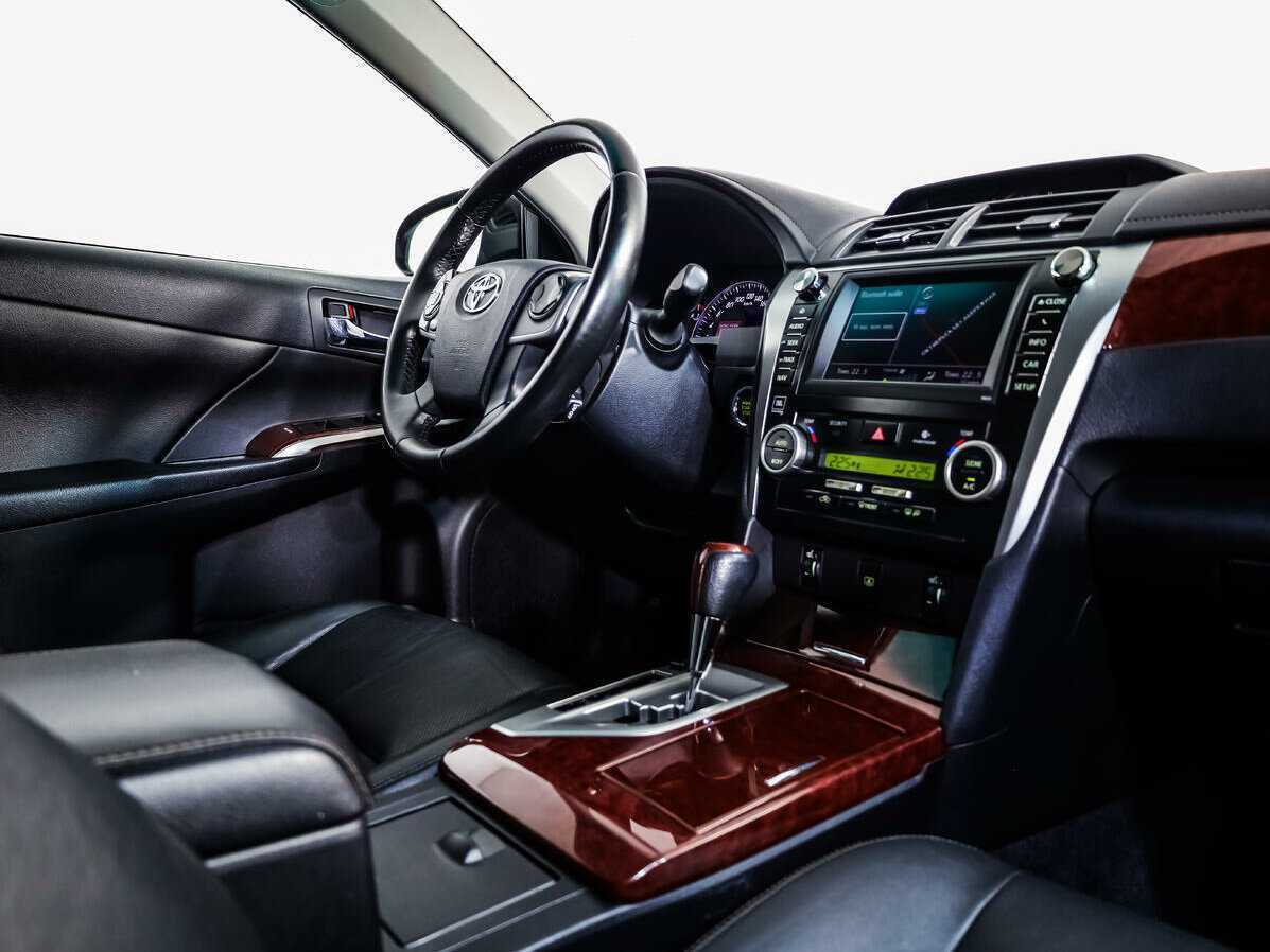 Купить Toyota Camry, 2013, 276 551 км.. Фото: #7