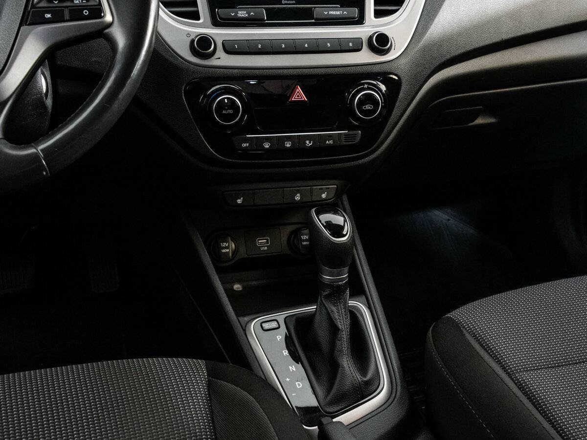 Купить Hyundai Solaris, 2019, 81 193 км.. Фото: #14