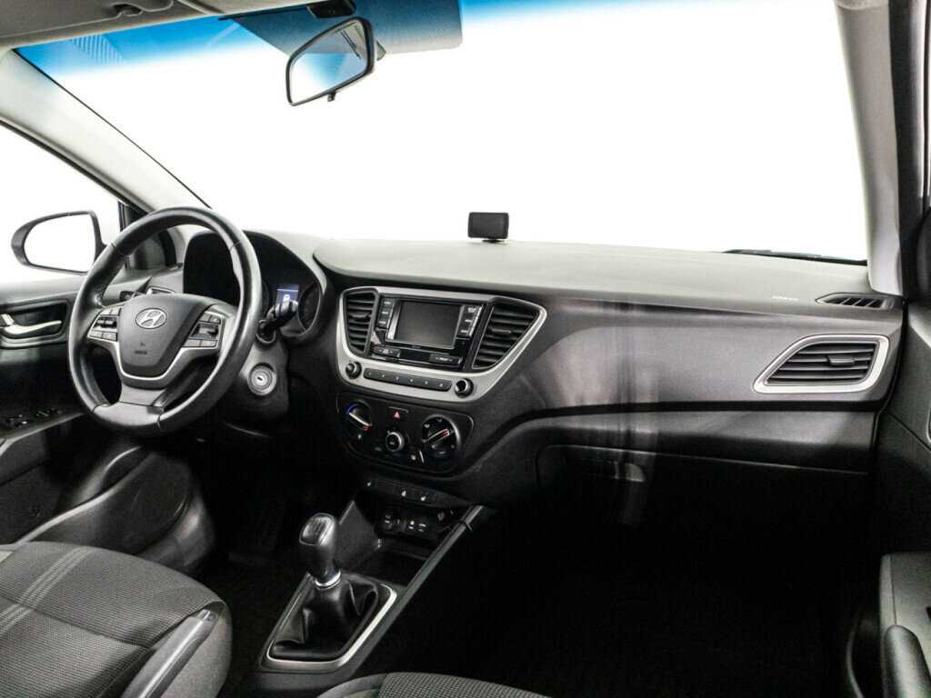 Купить Hyundai Solaris, 2017, 111 142 км.. Фото: #8