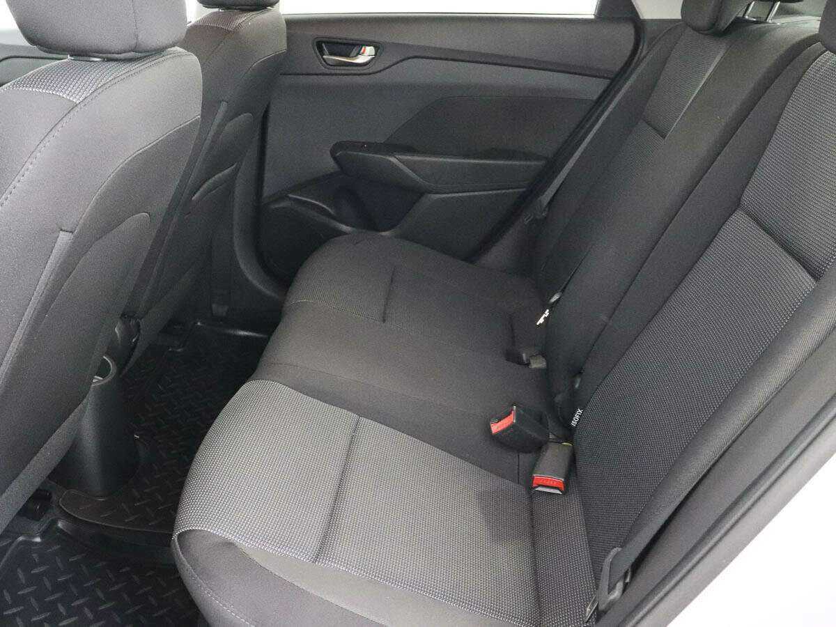 Купить Hyundai Solaris, 2019, 71 041 км.. Фото: #8