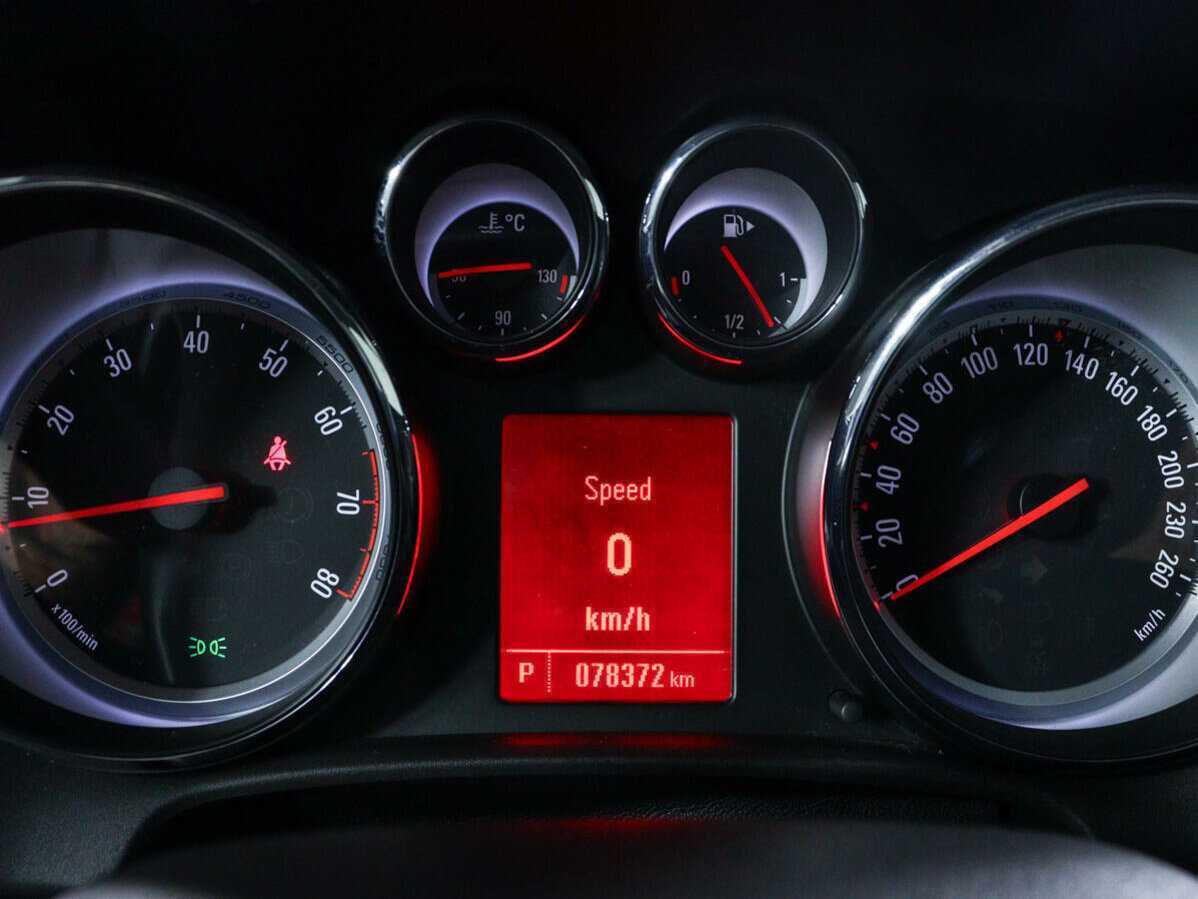 Купить Opel Astra, 2014, 80 000 км.. Фото: #10