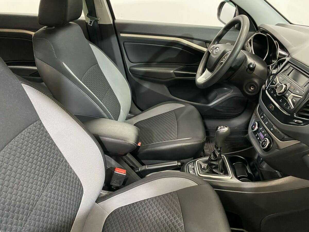 Купить Lada (ВАЗ) Vesta, 2019, 66 861 км.. Фото: #9