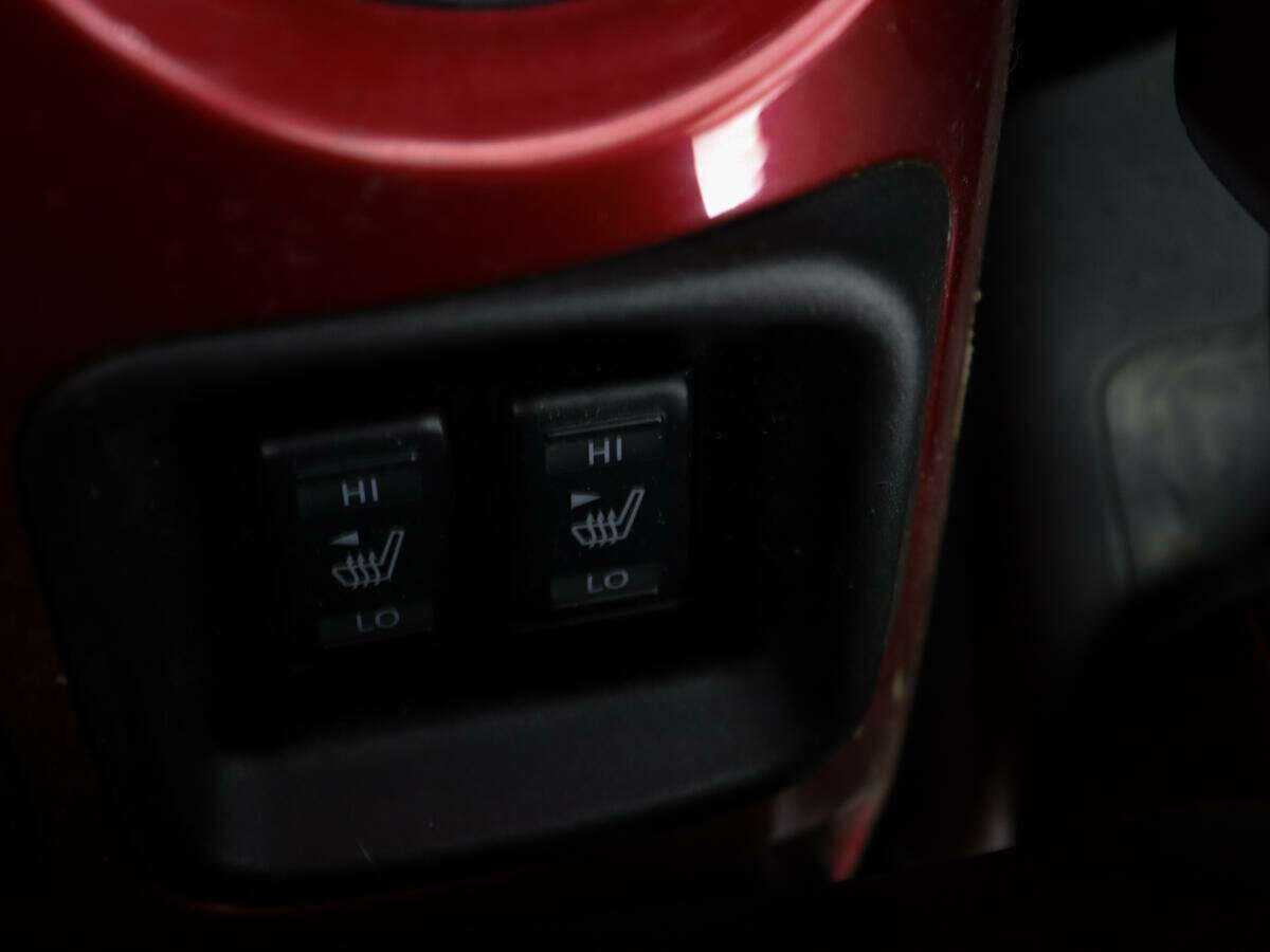 Купить Nissan Juke, 2012, 141 293 км.. Фото: #16