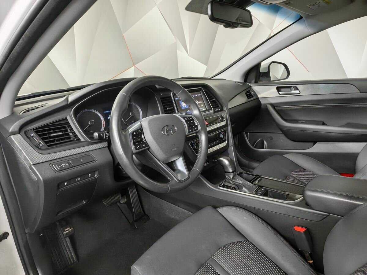 Купить Hyundai Sonata, 2018, 31 785 км.. Фото: #13