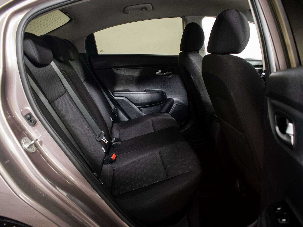 Купить Kia Rio, 2017, 171 443 км.. Фото: #6