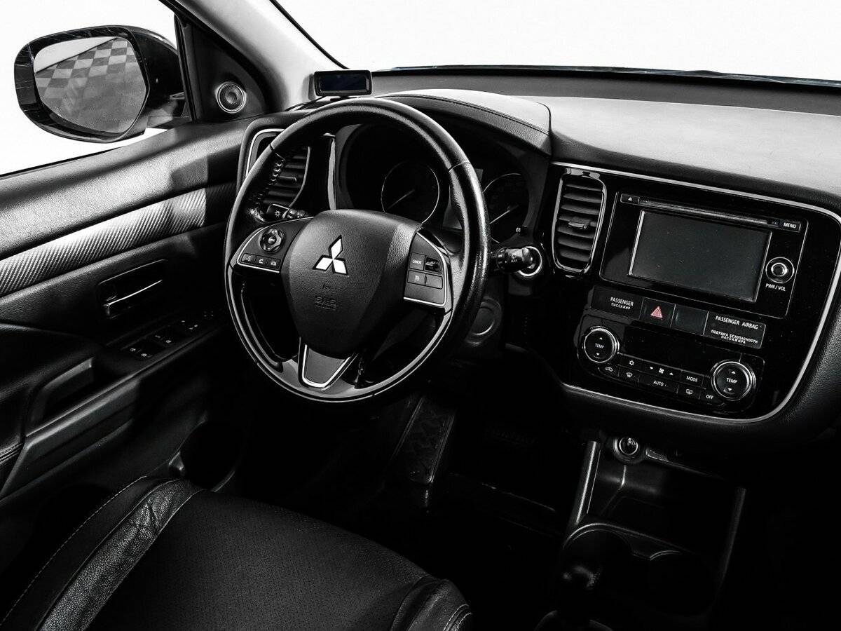 Купить Mitsubishi Outlander, 2015, 181 497 км.. Фото: #8