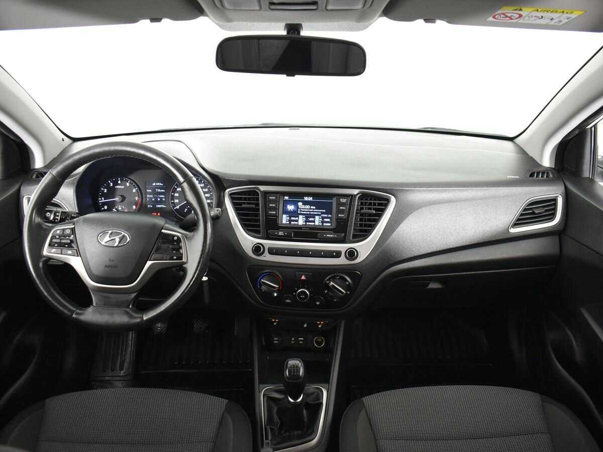 Купить Hyundai Solaris, 2018, 120 071 км.. Фото: #10