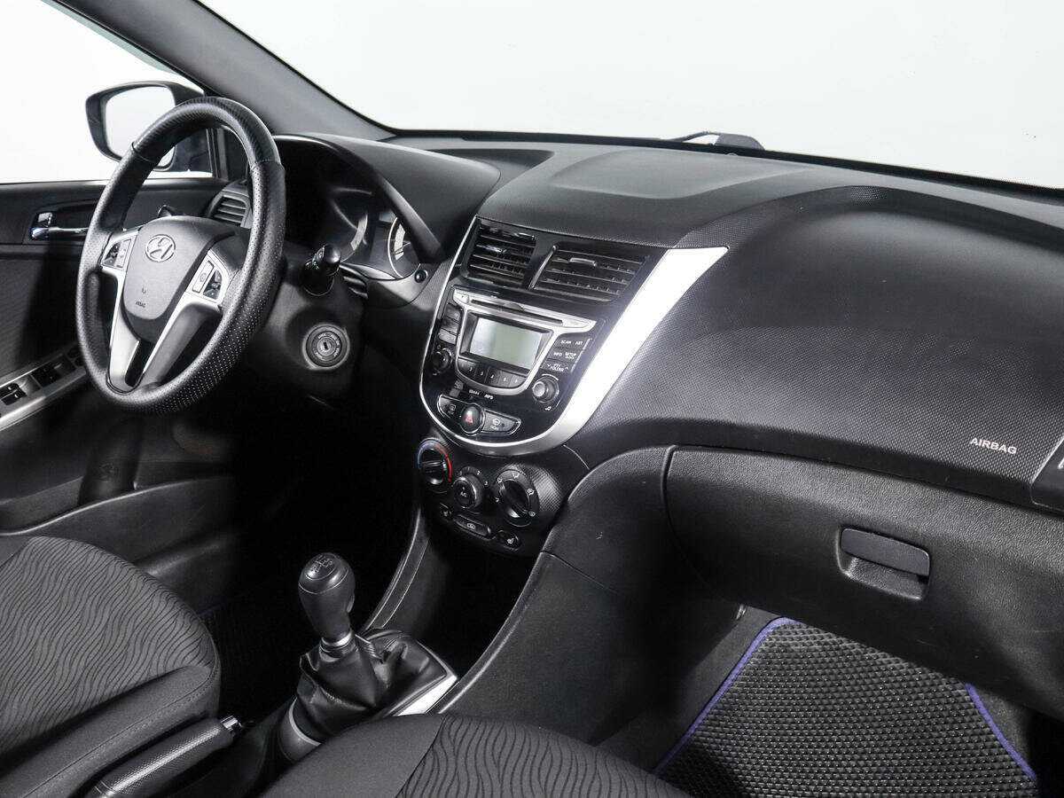 Купить Hyundai Solaris, 2013, 219 486 км.. Фото: #6