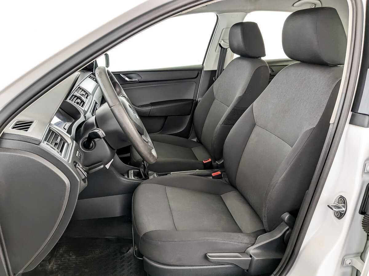 Купить Skoda Rapid, 2017, 189 398 км.. Фото: #19