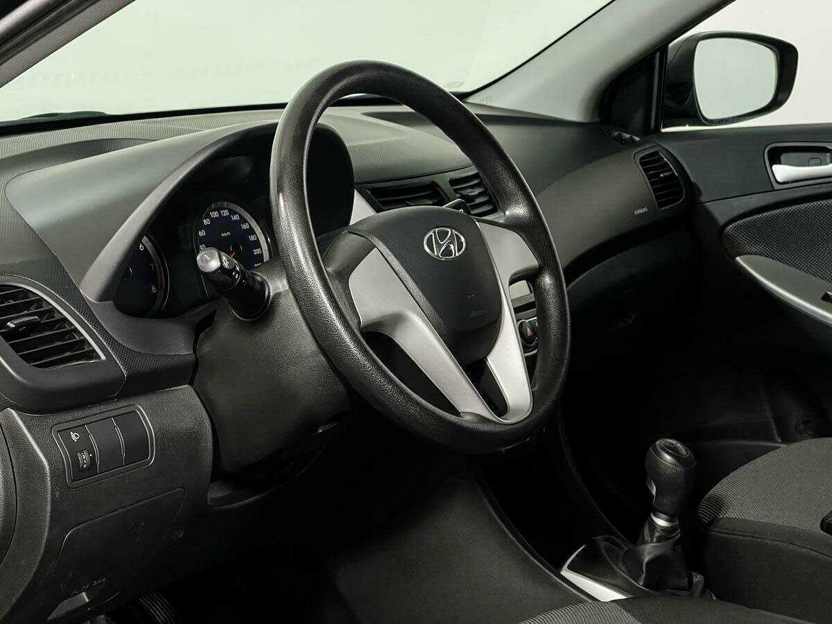 Купить Hyundai Solaris, 2012, 67 774 км.. Фото: #12