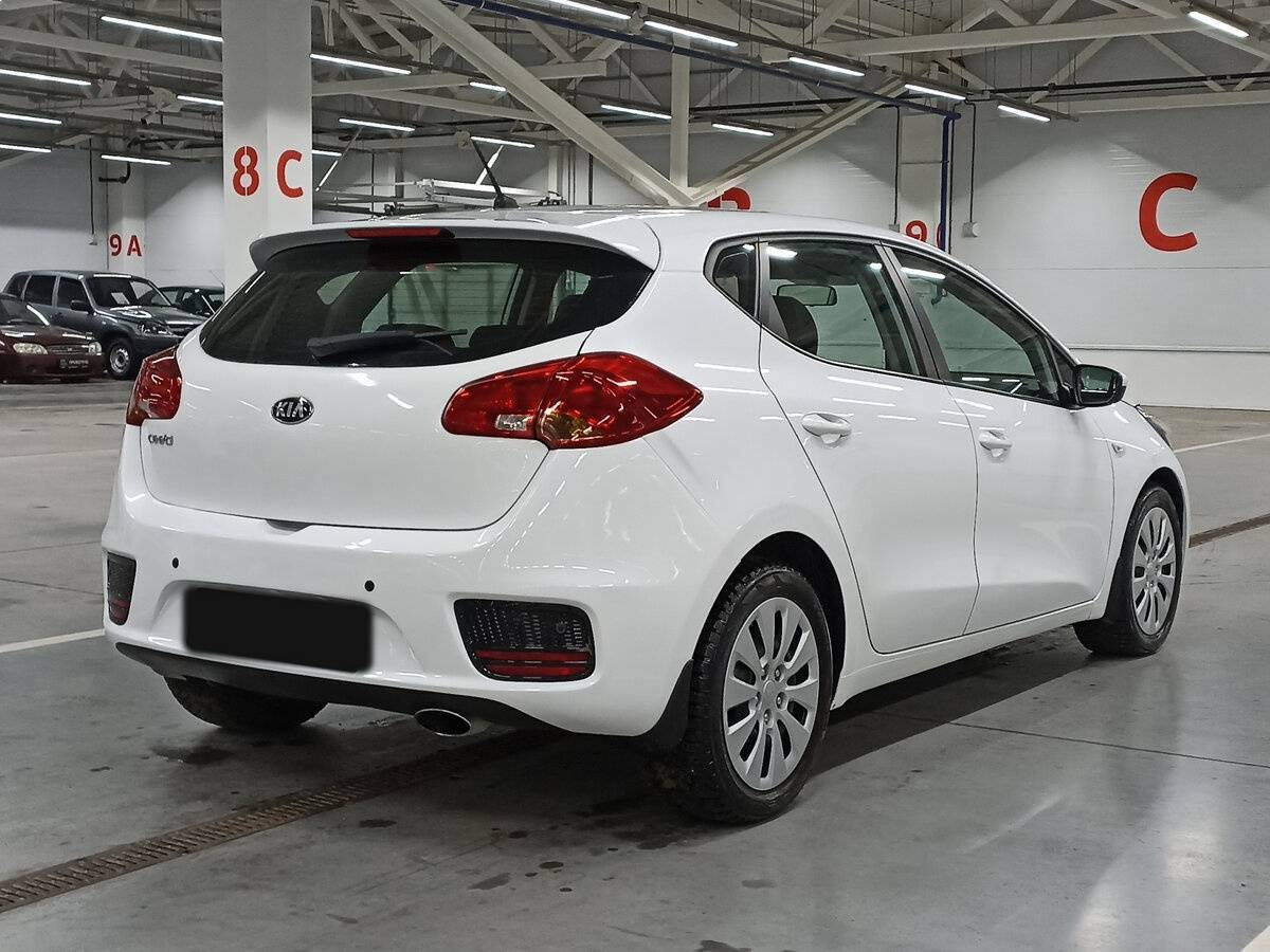 Купить Kia Ceed, 2015, 189 400 км.. Фото: #4