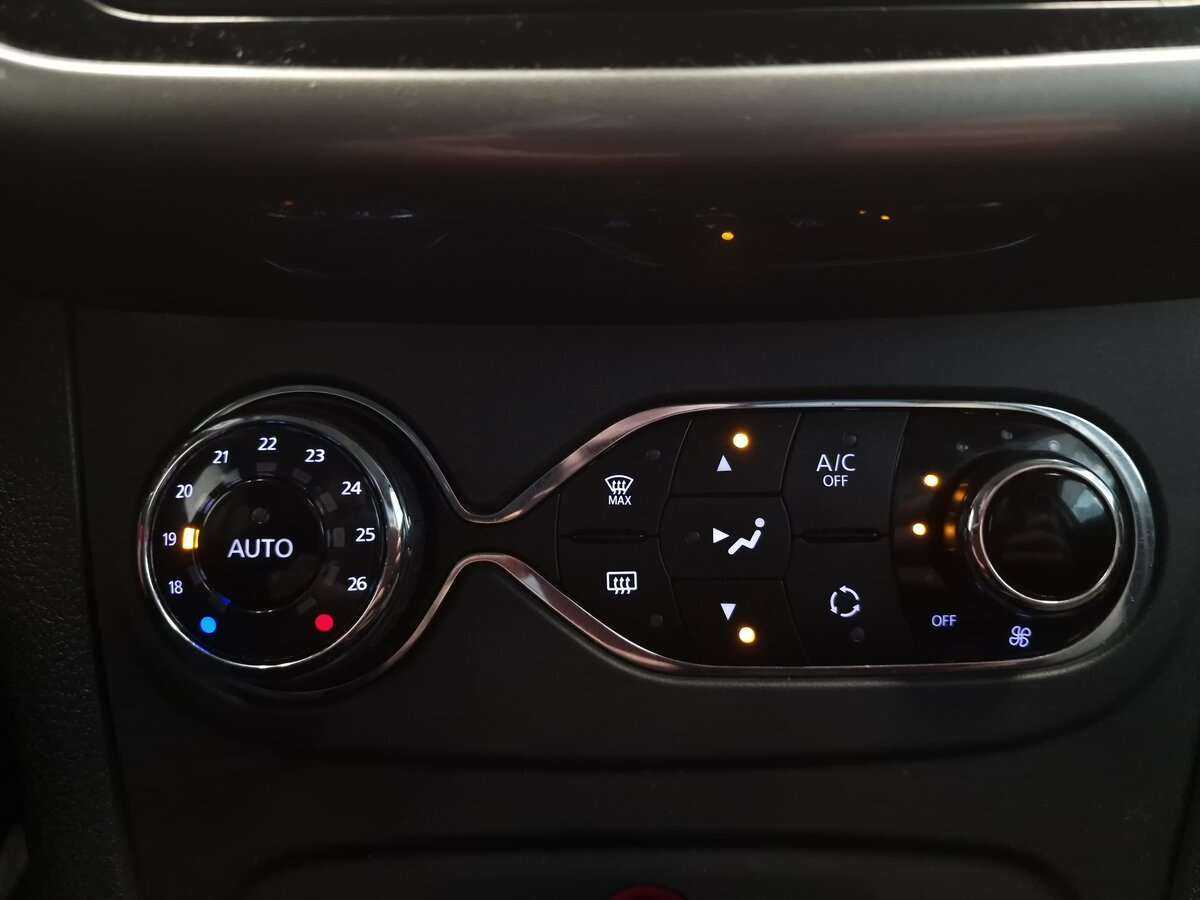 Купить Renault Sandero, 2019, 49 178 км.. Фото: #10