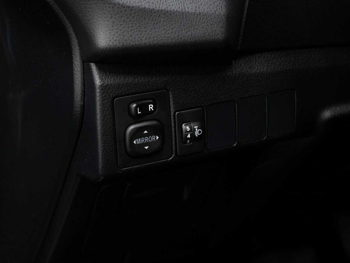 Купить Toyota Corolla, 2015, 132 149 км.. Фото: #16