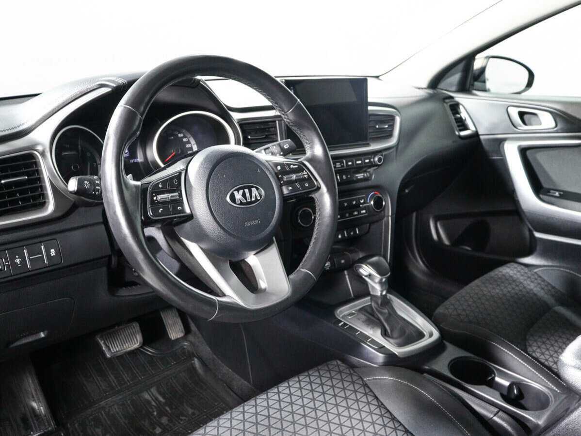 Купить Kia Ceed, 2019, 131 118 км.. Фото: #13