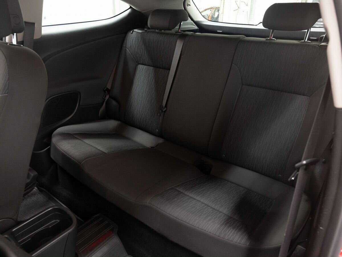 Купить Opel Astra, 2012, 320 317 км.. Фото: #10