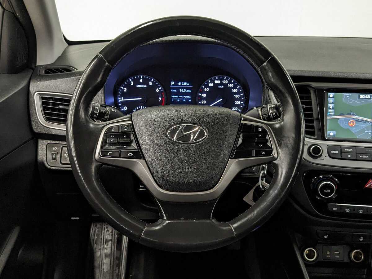 Купить Hyundai Solaris, 2018, 129 664 км.. Фото: #17