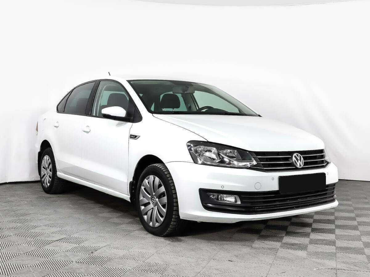 Купить Volkswagen Polo, 2018, 133 140 км.. Фото: #2