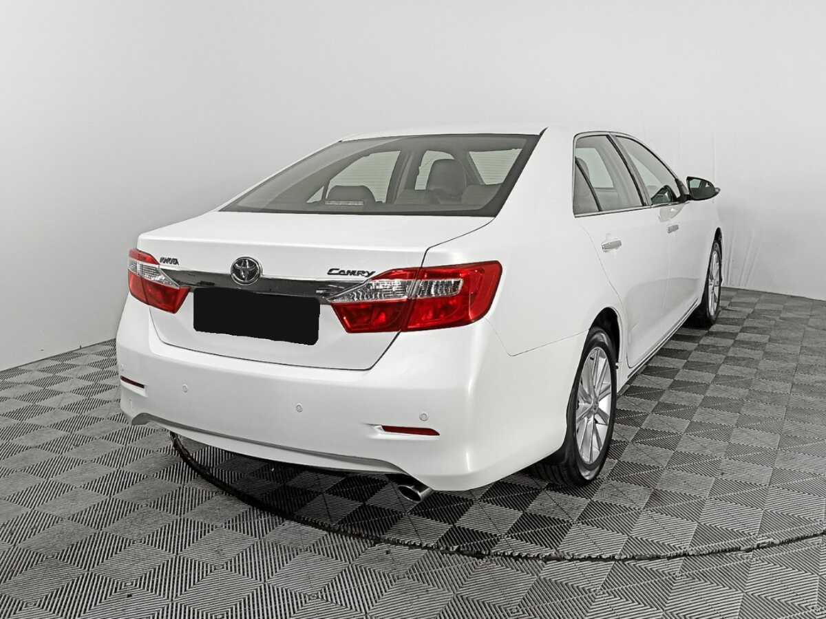 Купить Toyota Camry, 2014, 181 002 км.. Фото: #3