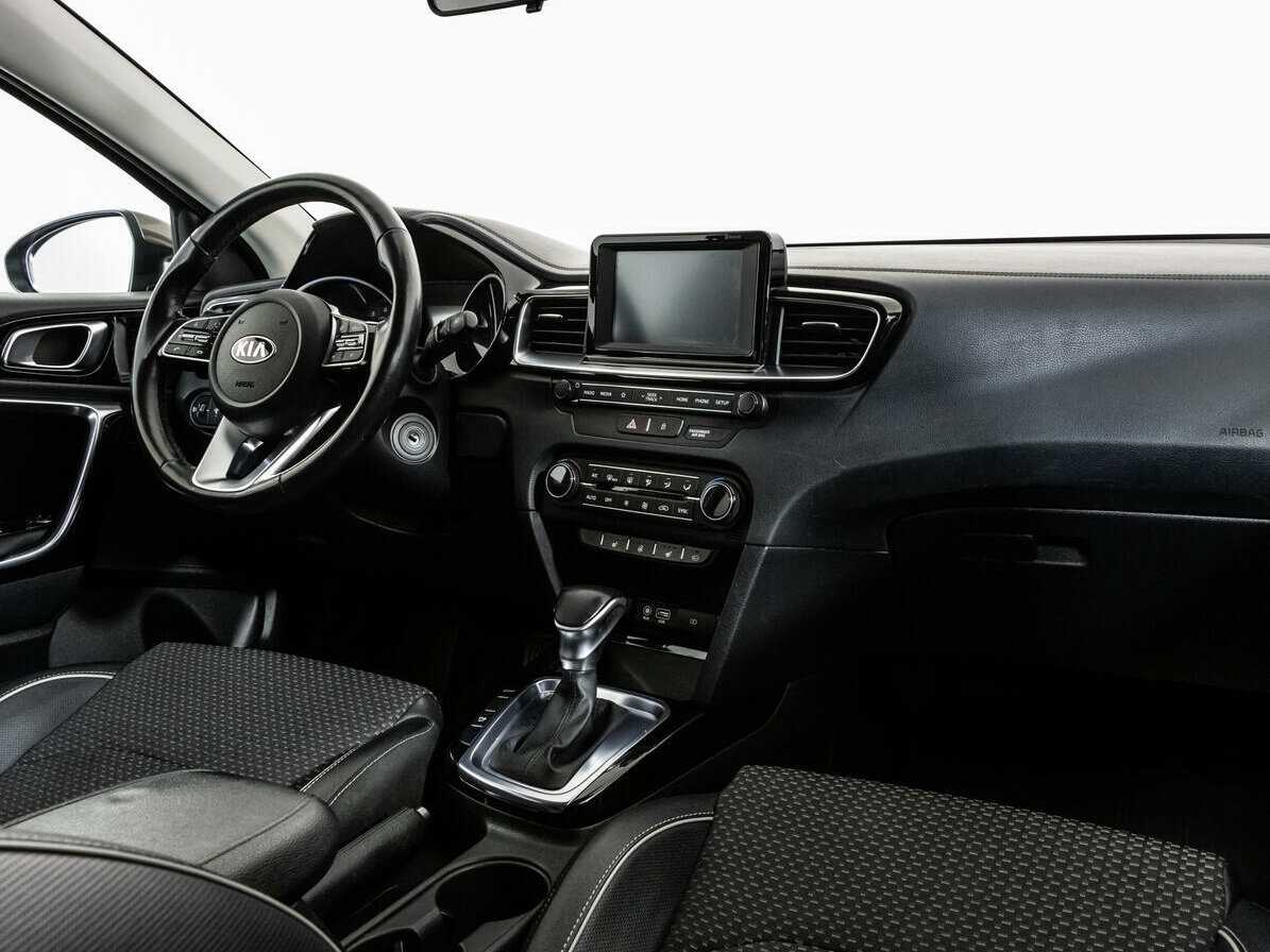 Купить Kia Ceed, 2018, 130 000 км.. Фото: #8