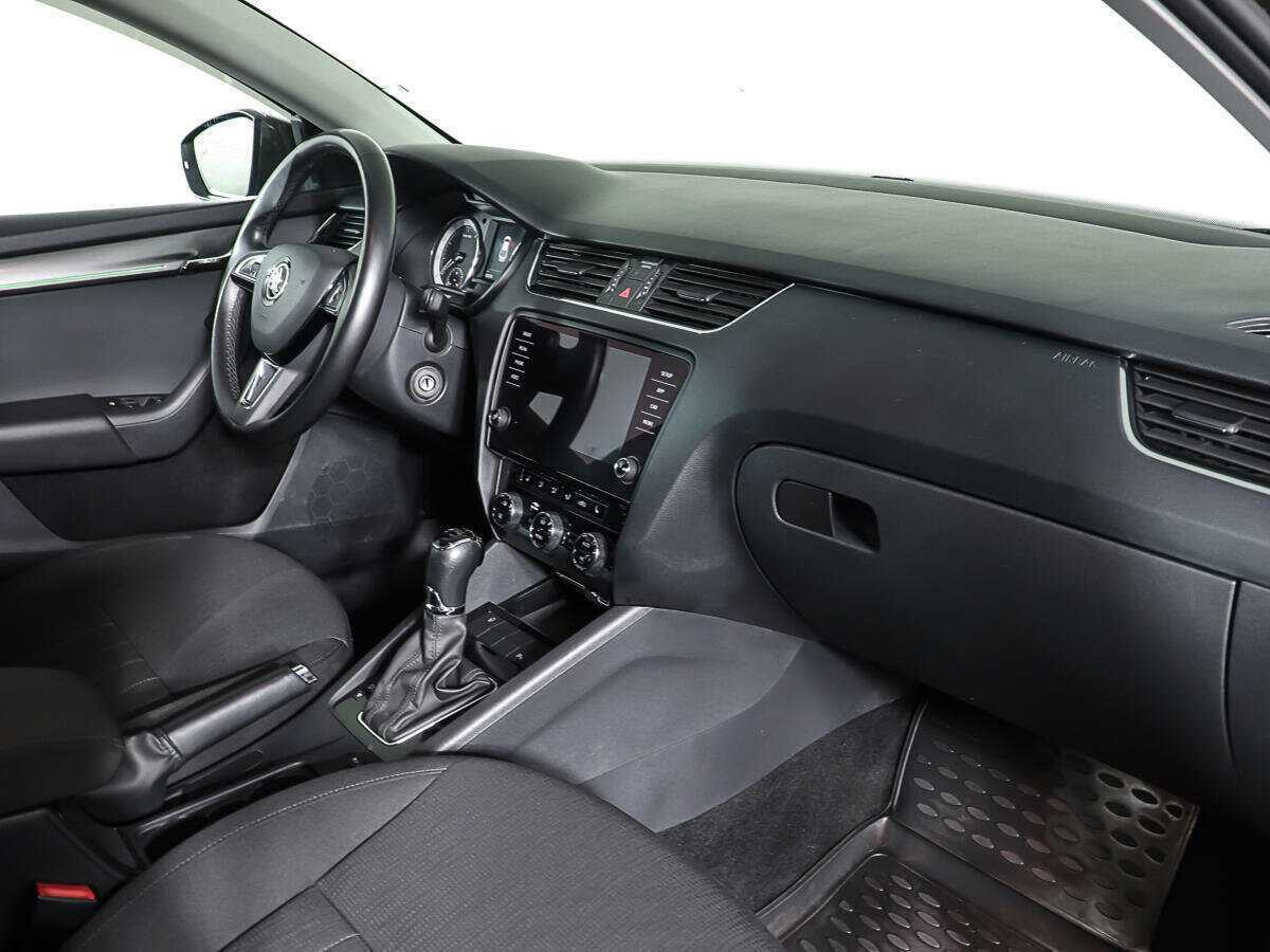 Купить Skoda Octavia, 2018, 85 879 км.. Фото: #8