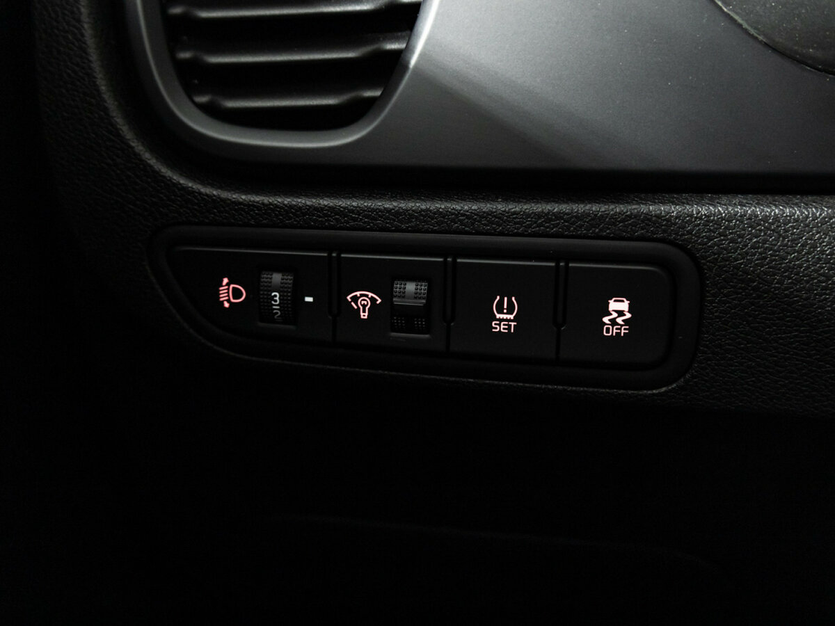 Купить Kia Rio, 2020, 131 778 км.. Фото: #16