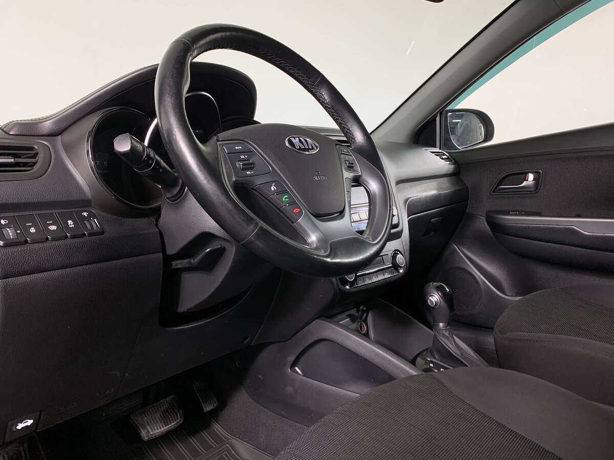 Купить Kia Rio, 2016, 75 779 км.. Фото: #8