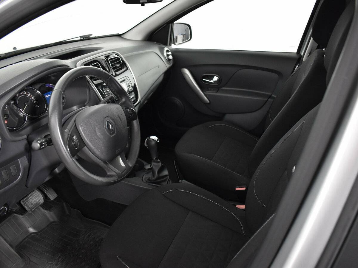 Купить Renault Sandero, 2017, 127 367 км.. Фото: #5