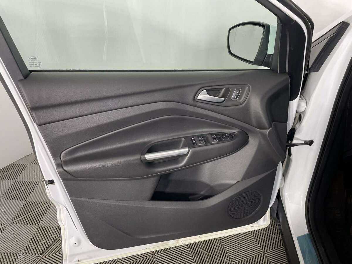 Купить Ford Kuga, 2017, 125 208 км.. Фото: #5