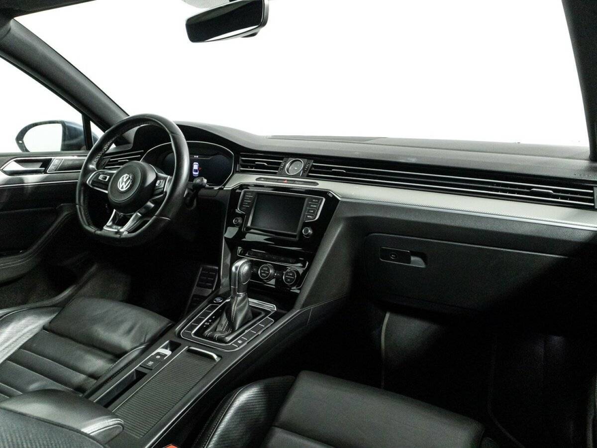 Купить Volkswagen Passat, 2017, 283 948 км.. Фото: #8
