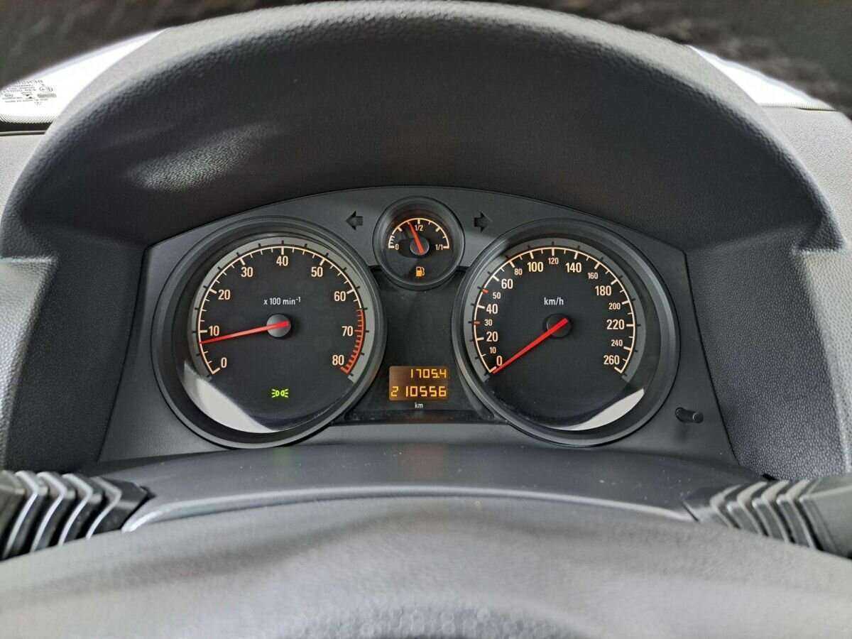 Купить Opel Astra, 2012, 210 557 км.. Фото: #10