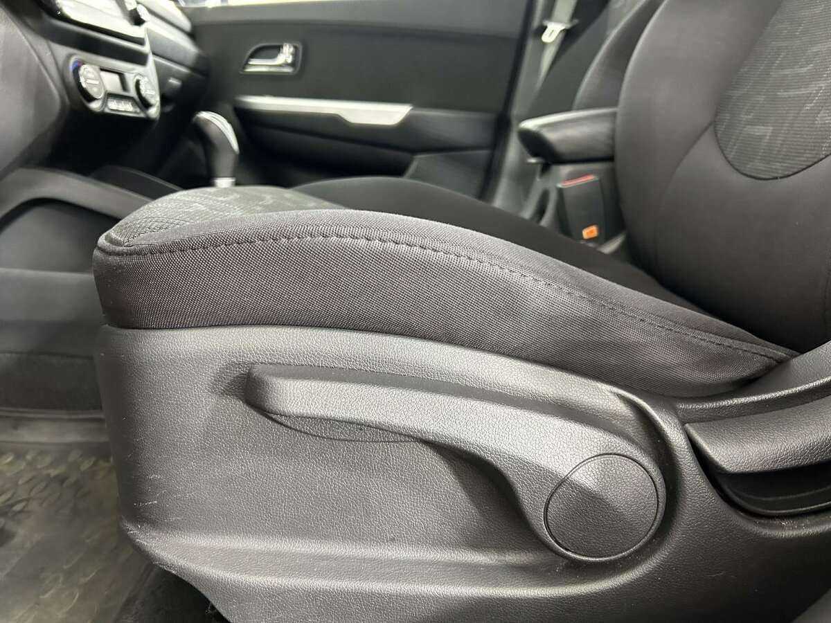 Купить Kia Rio, 2013, 87 439 км.. Фото: #9