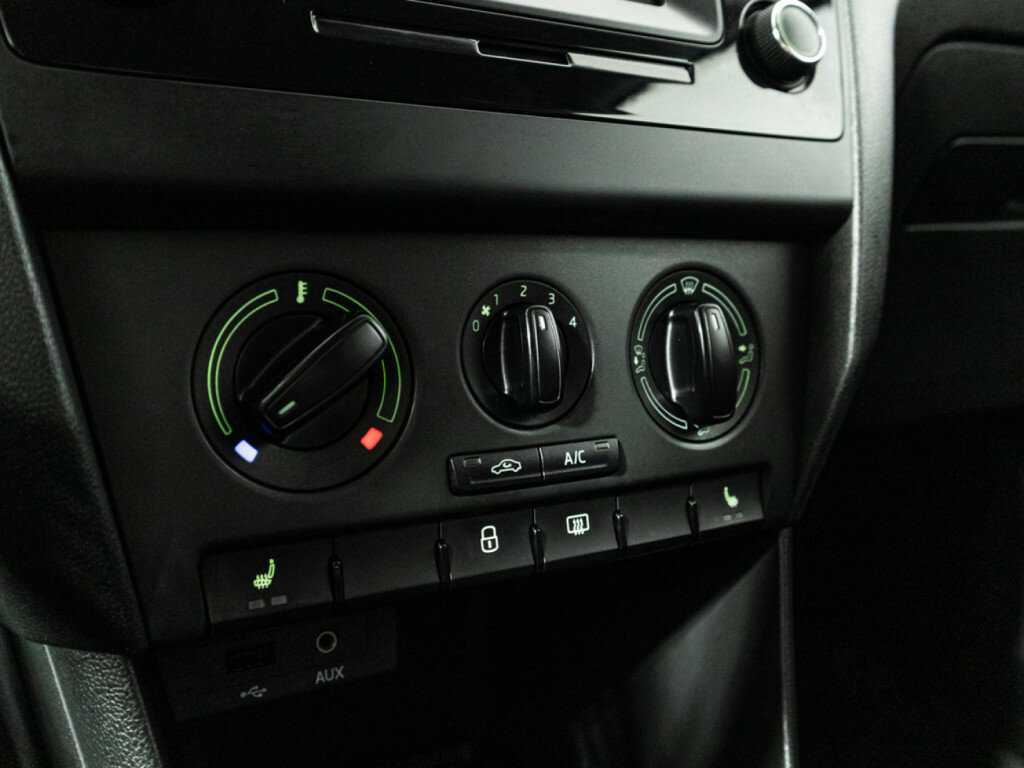 Купить Skoda Rapid, 2016, 103 950 км.. Фото: #14