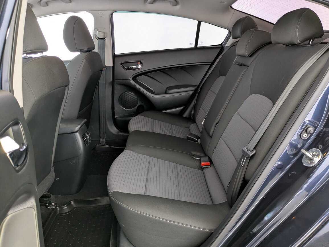 Купить Kia Cerato, 2019, 73 460 км.. Фото: #9