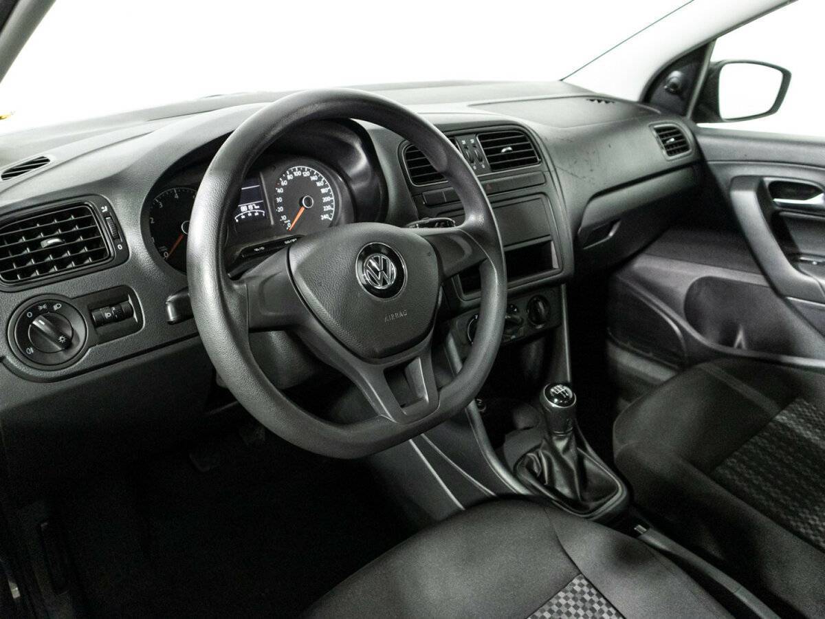 Купить Volkswagen Polo, 2016, 88 195 км.. Фото: #10