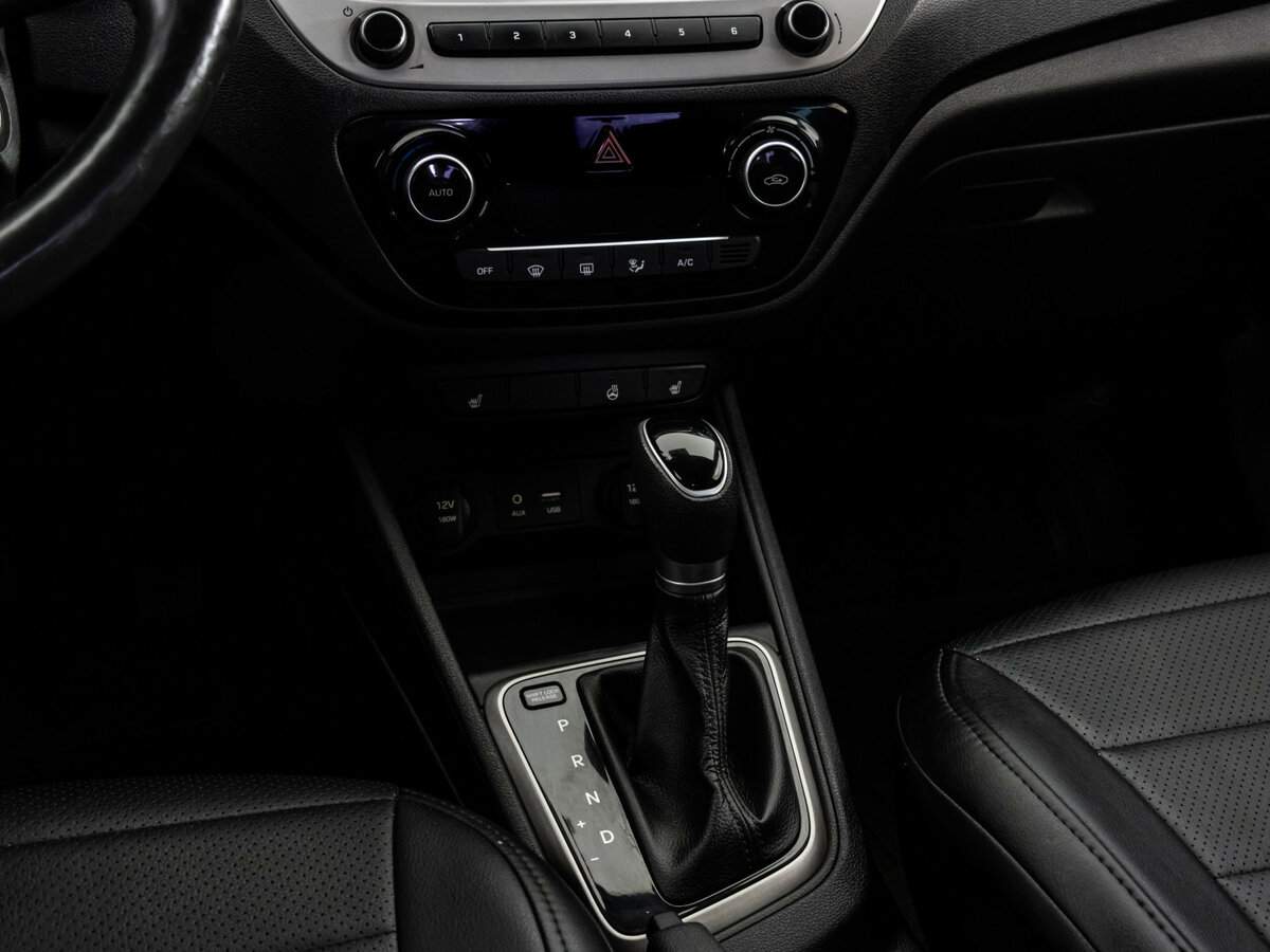 Купить Hyundai Solaris, 2018, 74 032 км.. Фото: #11