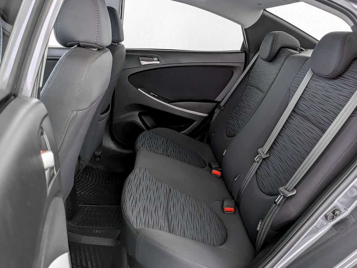 Купить Hyundai Solaris, 2015, 184 890 км.. Фото: #9