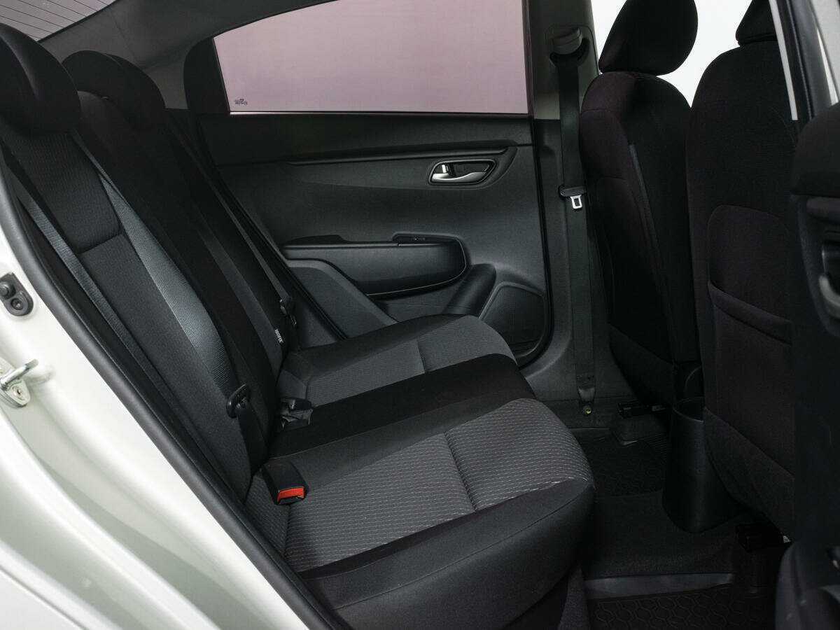 Купить Kia Rio, 2017, 92 302 км.. Фото: #11