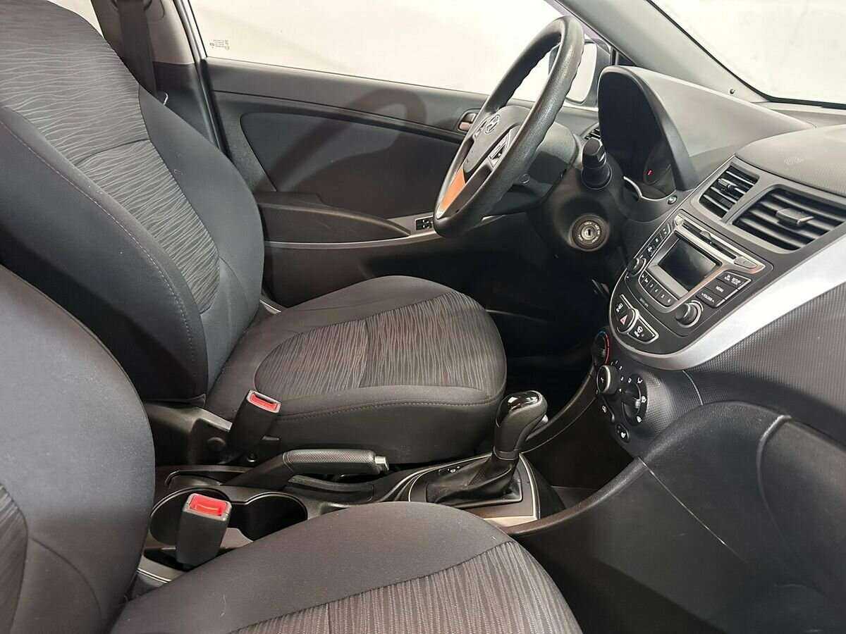 Купить Hyundai Solaris, 2015, 98 464 км.. Фото: #10