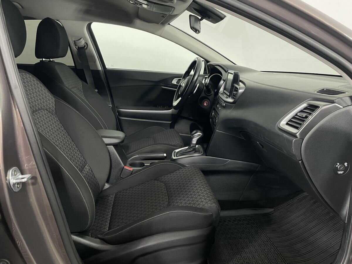 Купить Kia Ceed, 2018, 108 277 км.. Фото: #13