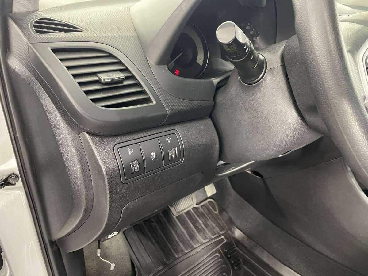 Купить Hyundai Solaris, 2012, 117 416 км.. Фото: #8